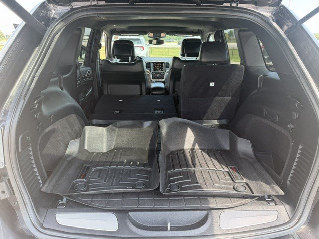 Used 2017 Jeep Grand Cherokee Limited AWD/4WD image 32