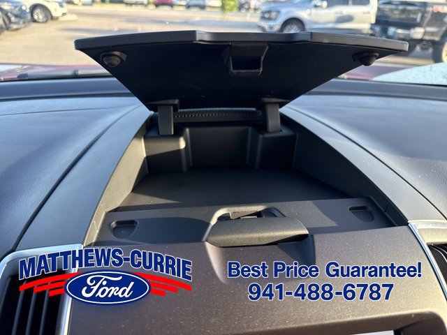 Certified 2019 Ford Edge Titanium w/ Equipment Group 301A AWD/4WD image 18