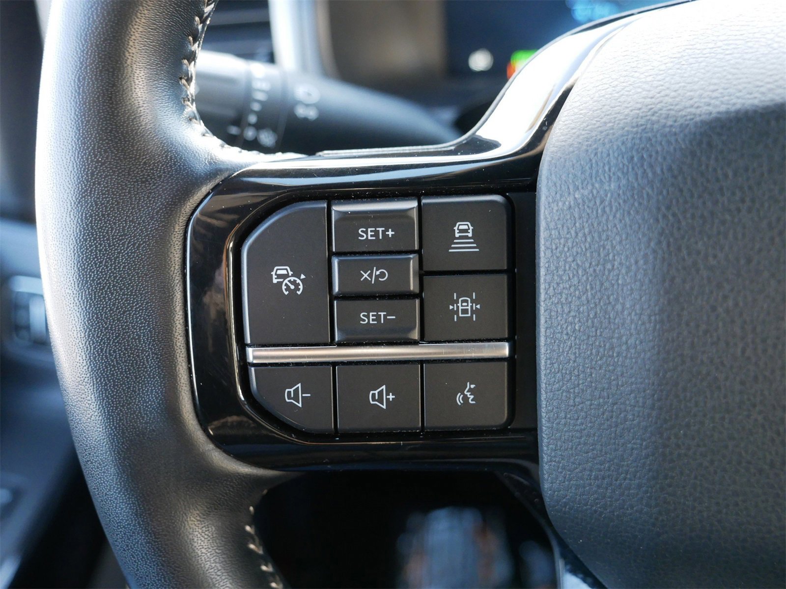 Certified 2022 Ford F150 Lightning Platinum image 30