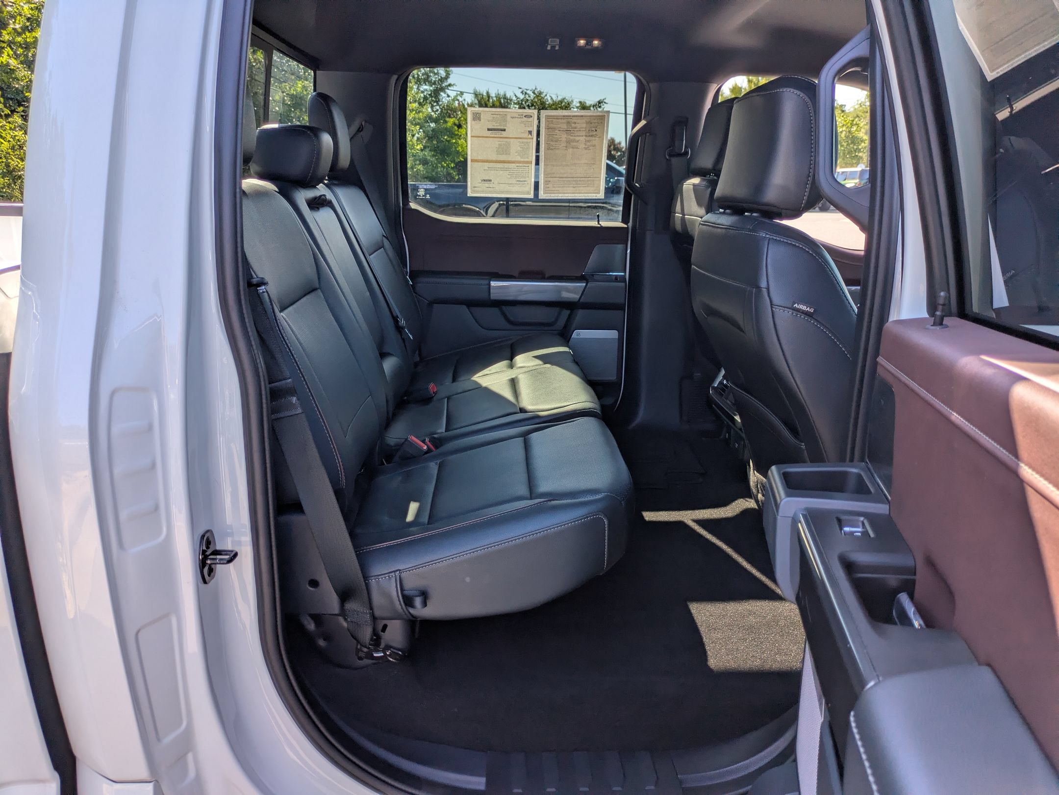Certified 2022 Ford F150 Lariat w/ Equipment Group 502A High AWD/4WD image 38