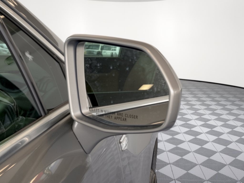Used 2018 Cadillac XT5 Premium Luxury FWD image 31