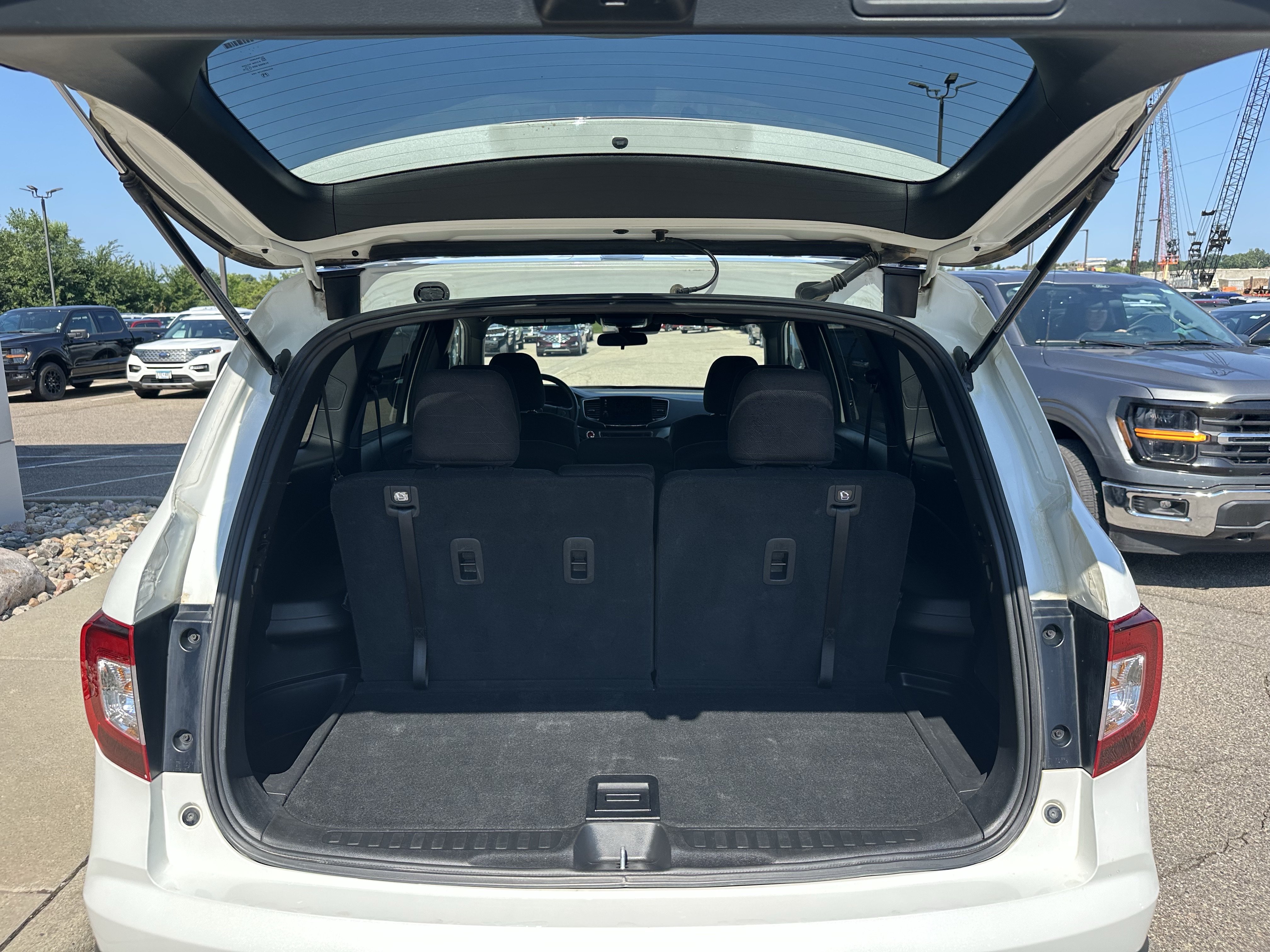 Used 2022 Honda Pilot Sport image 13