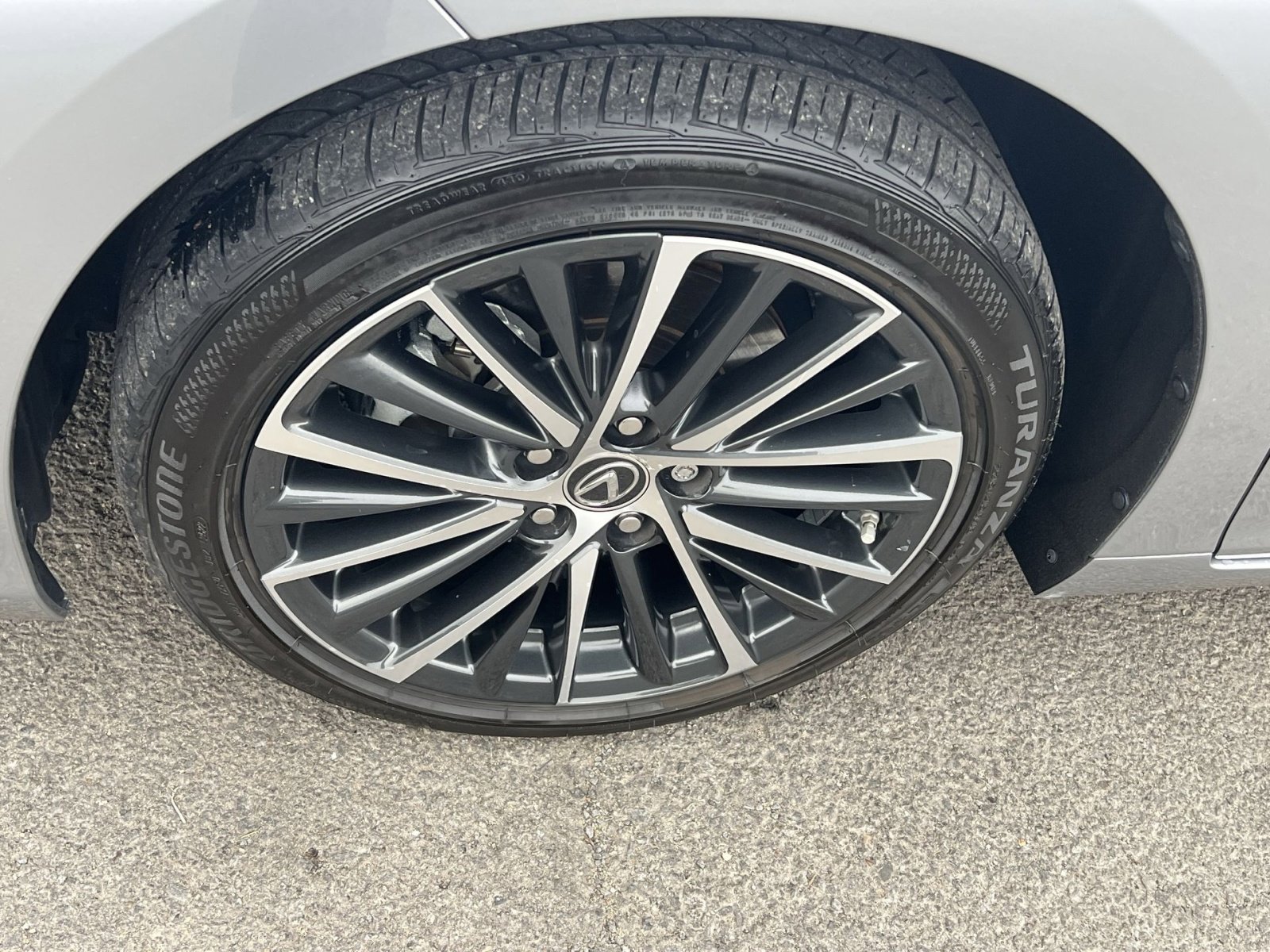 Used 2022 Lexus ES 350 w/ Premium Package image 12