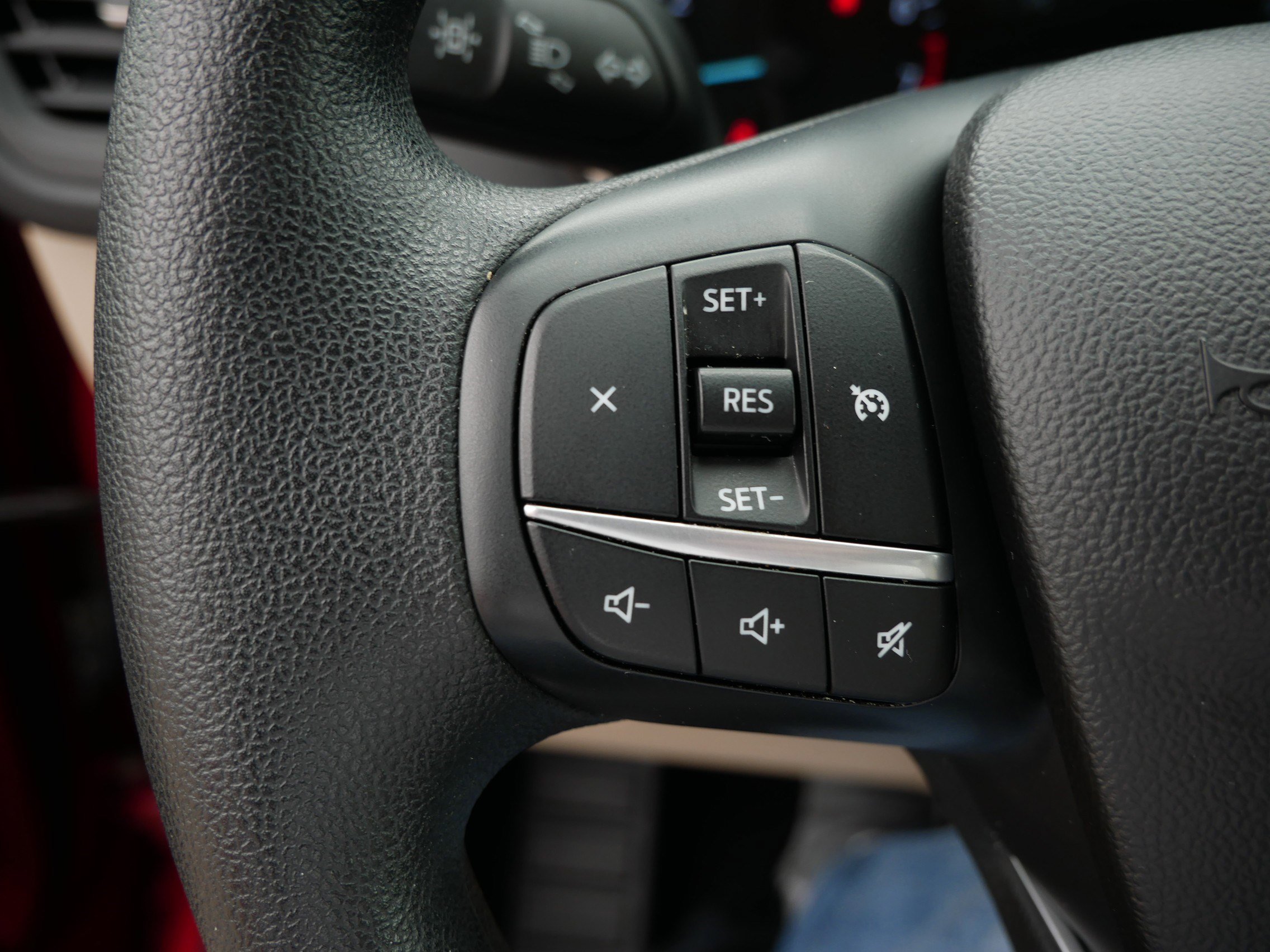 Certified 2020 Ford Escape SE AWD/4WD image 28