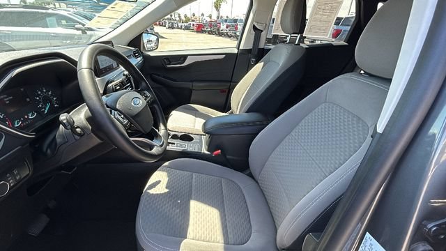 Certified 2022 Ford Escape SE w/ SE Sport Appearance Package AWD/4WD image 17
