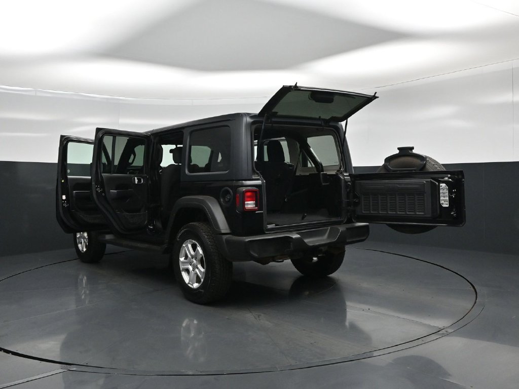 Used 2022 Jeep Wrangler Unlimited Sport AWD/4WD image 30