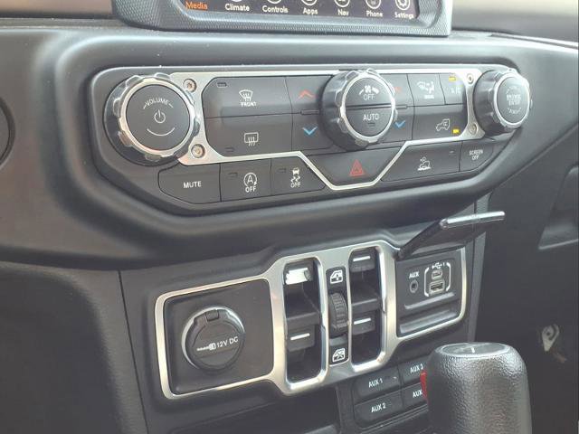 Used 2021 Jeep Gladiator Sport image 26