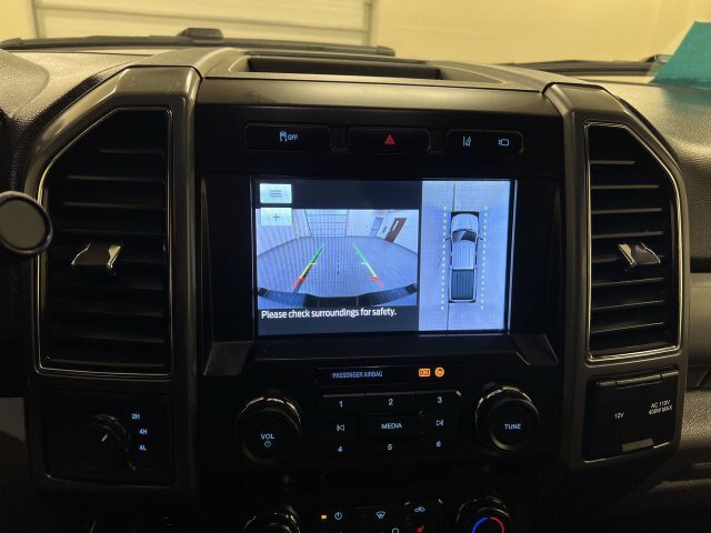 Certified 2022 Ford F250 XLT w/ XLT Premium Package AWD/4WD image 15