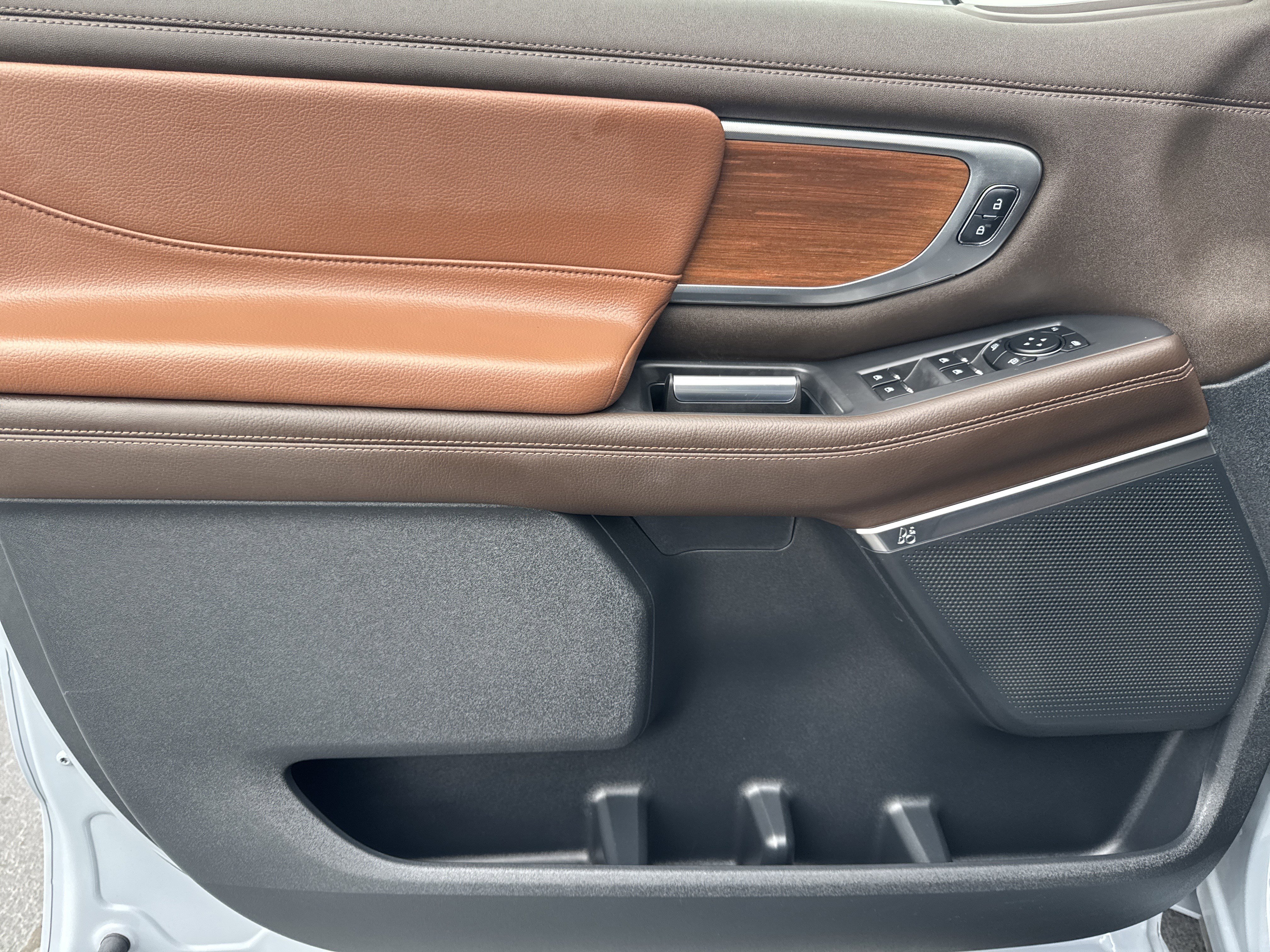 Certified 2025 Ford Expedition King Ranch image 10