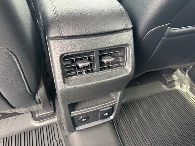 Certified 2023 Ford Edge SEL w/ Convenience Package AWD/4WD image 17