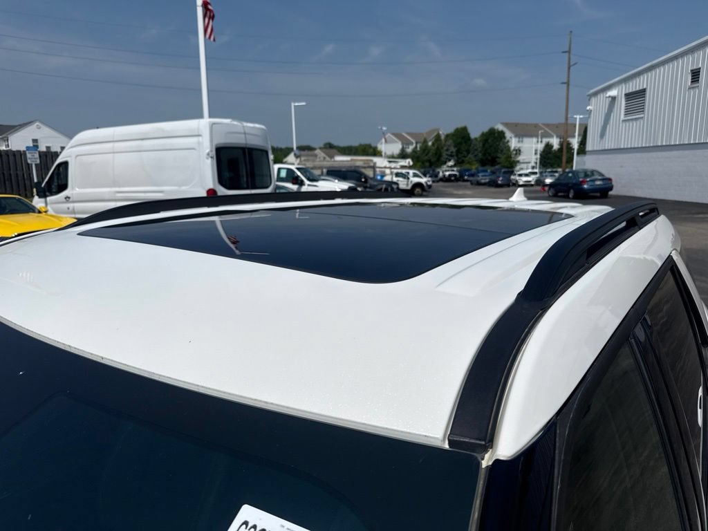 Certified 2023 Ford Explorer ST w/ Equipment Group 401A AWD/4WD image 3