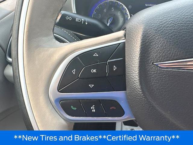 Used 2019 Chrysler Pacifica Limited FWD image 9
