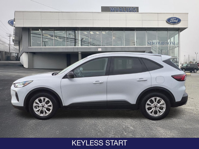 Certified 2025 Ford Escape Active FWD image 5