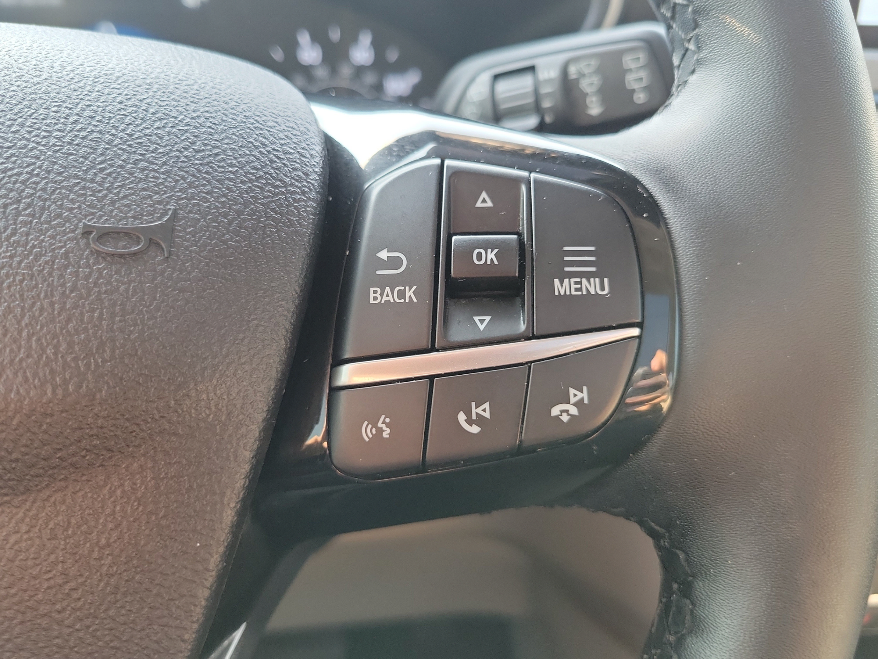 Certified 2022 Ford Escape SEL AWD/4WD image 23