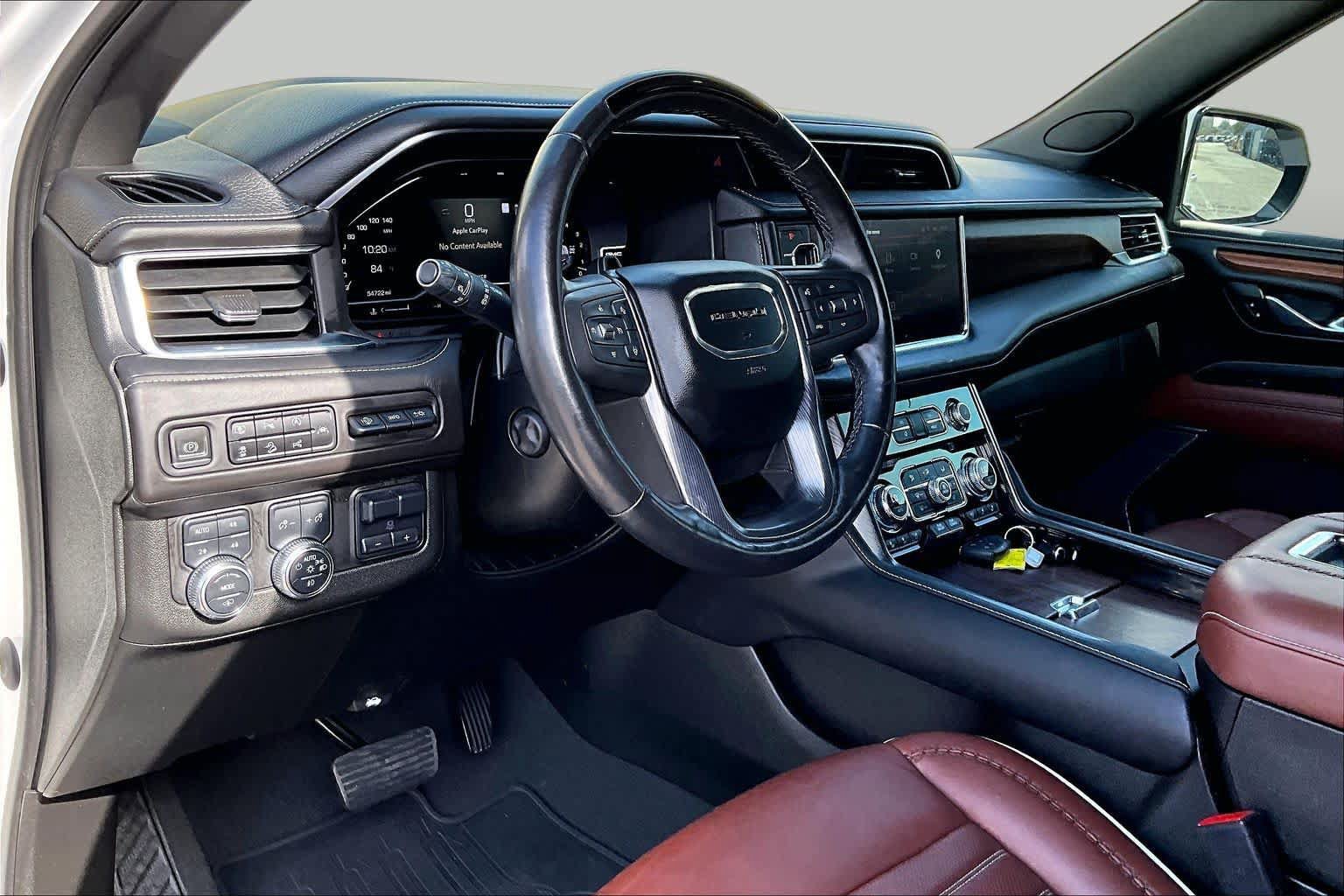 Used 2023 GMC Yukon Denali Ultimate AWD/4WD image 18
