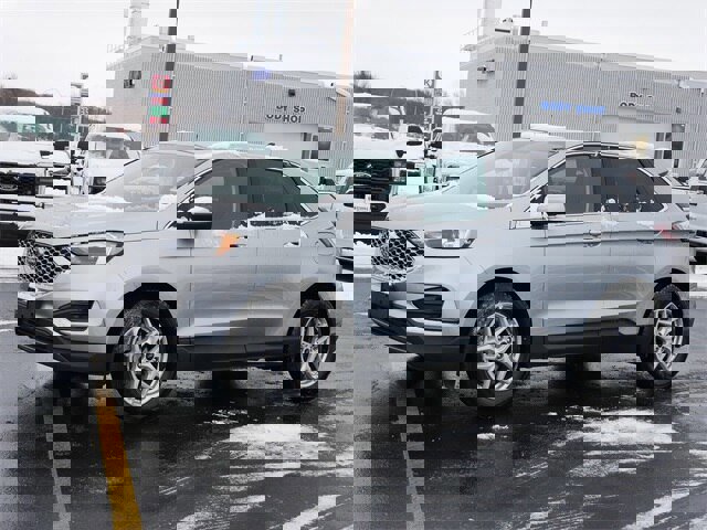 Certified 2024 Ford Edge SEL image 4