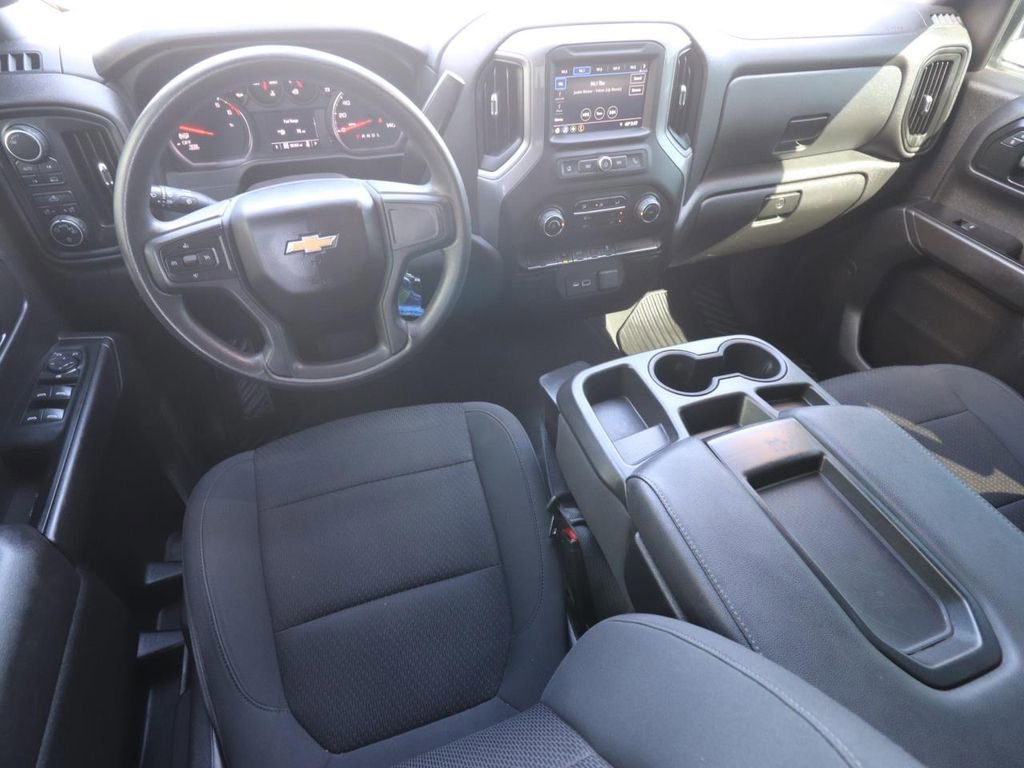 Used 2022 Chevrolet Silverado 1500 Custom image 10