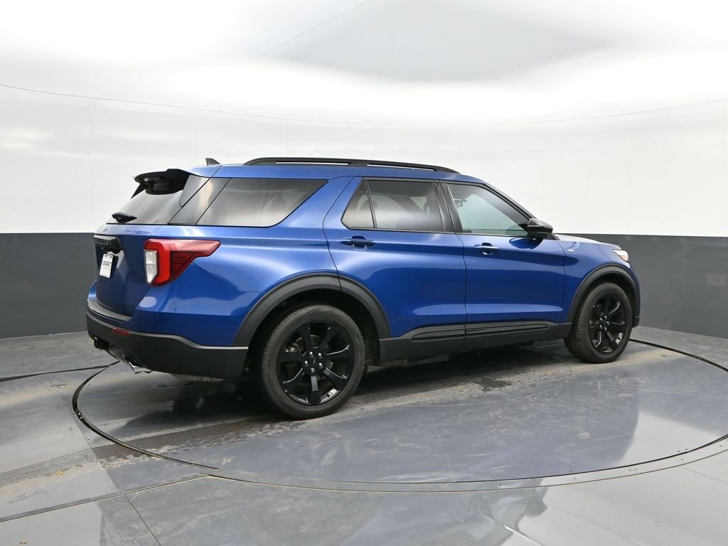Certified 2023 Ford Explorer ST-Line w/ Class IV Trailer Tow Package image 15