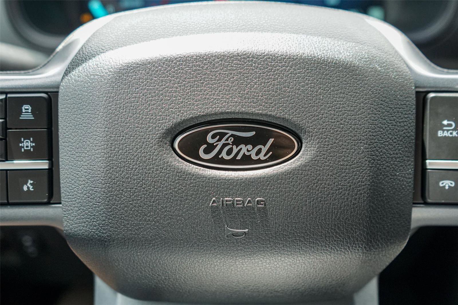 Certified 2024 Ford F150 Lariat w/ FX4 Off-Road Package image 16