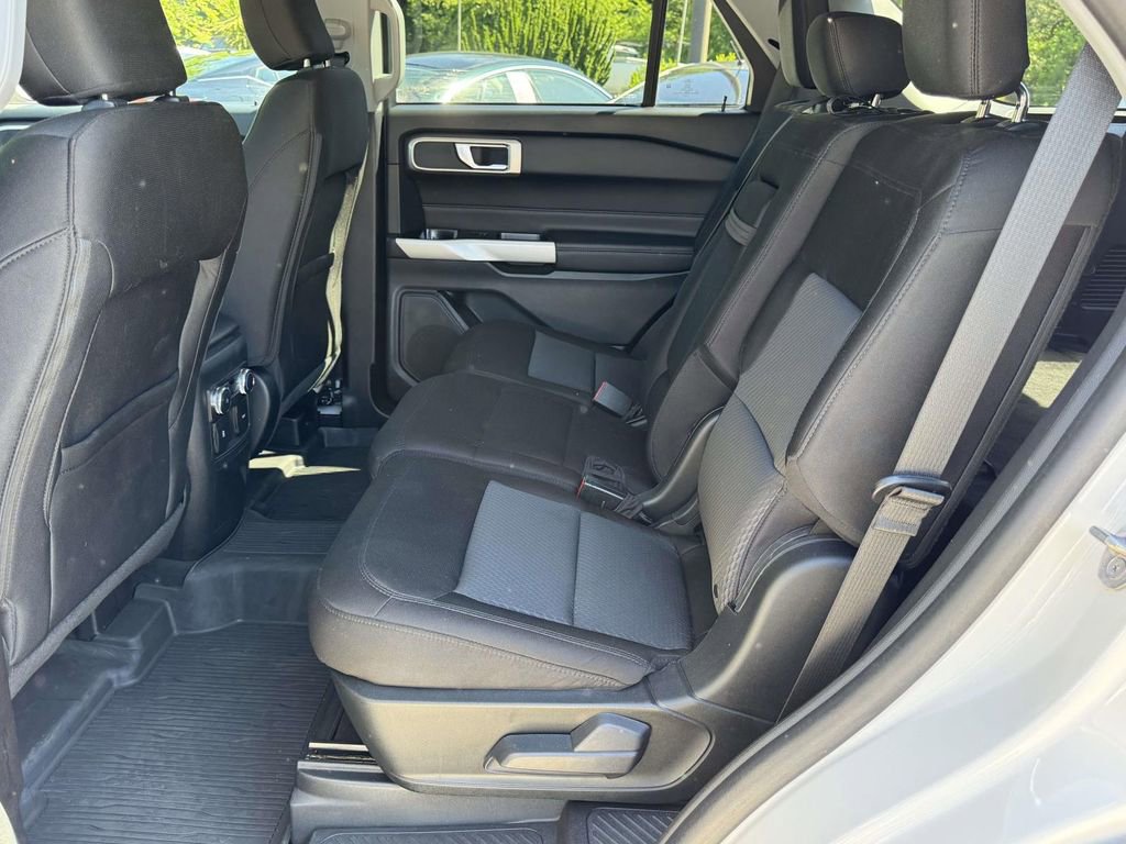 Certified 2022 Ford Explorer XLT AWD/4WD image 16