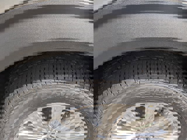 Certified 2022 Ford Explorer Limited w/ Limited Technology Package image 12