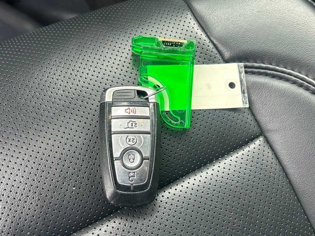 Certified 2024 Ford Expedition XLT image 44