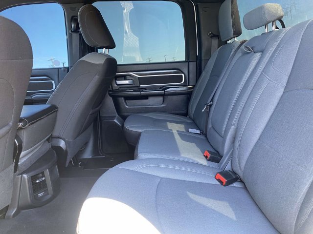 Used 2024 RAM 2500 Big Horn AWD/4WD image 11