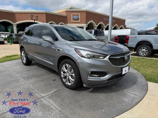 Used 2021 Buick Enclave Avenir w/ Avenir Technology Package FWD image 1