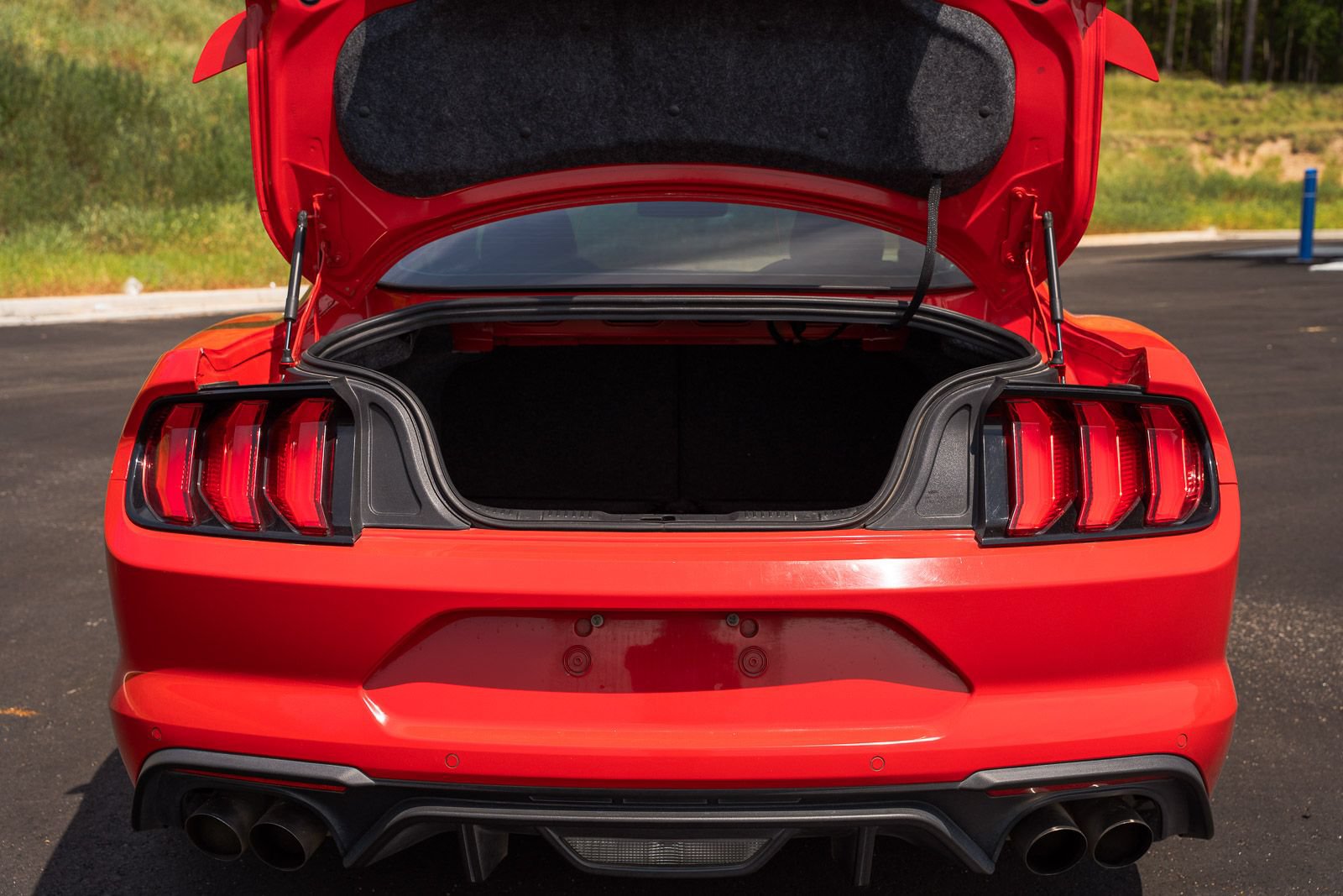 Certified 2018 Ford Mustang GT Premium RWD image 23