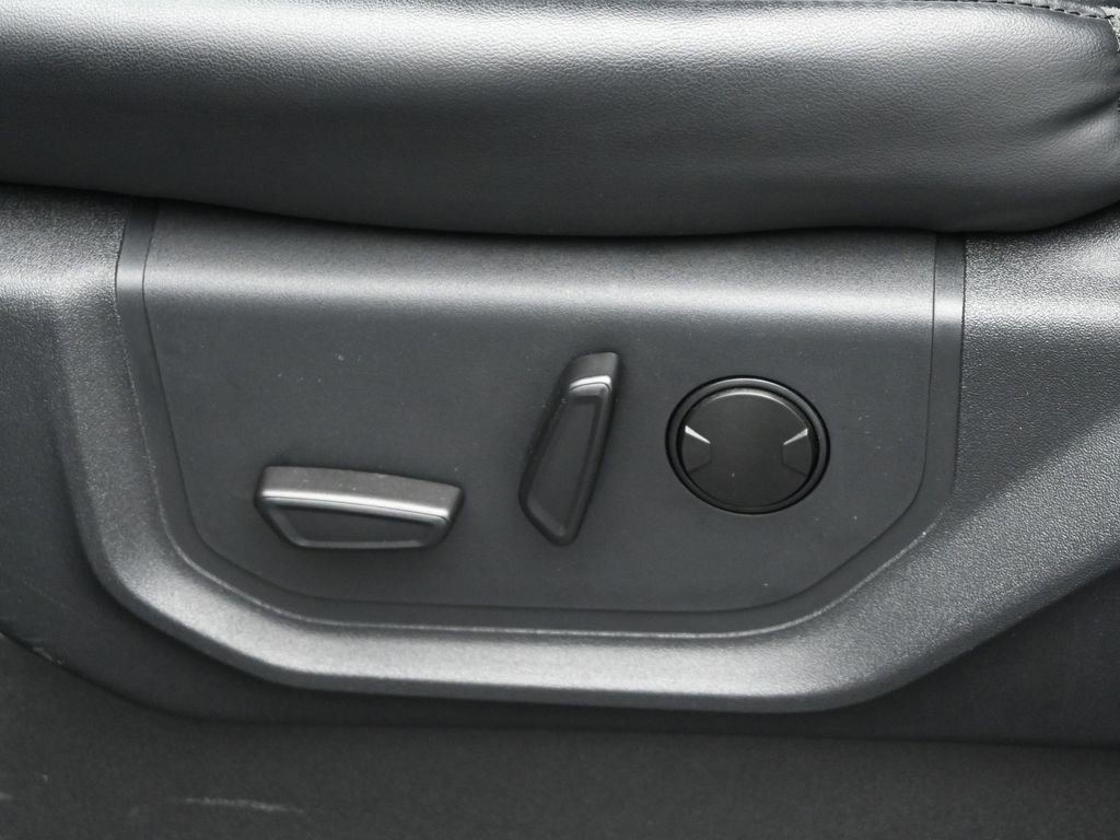 Certified 2022 Ford Expedition XLT image 37