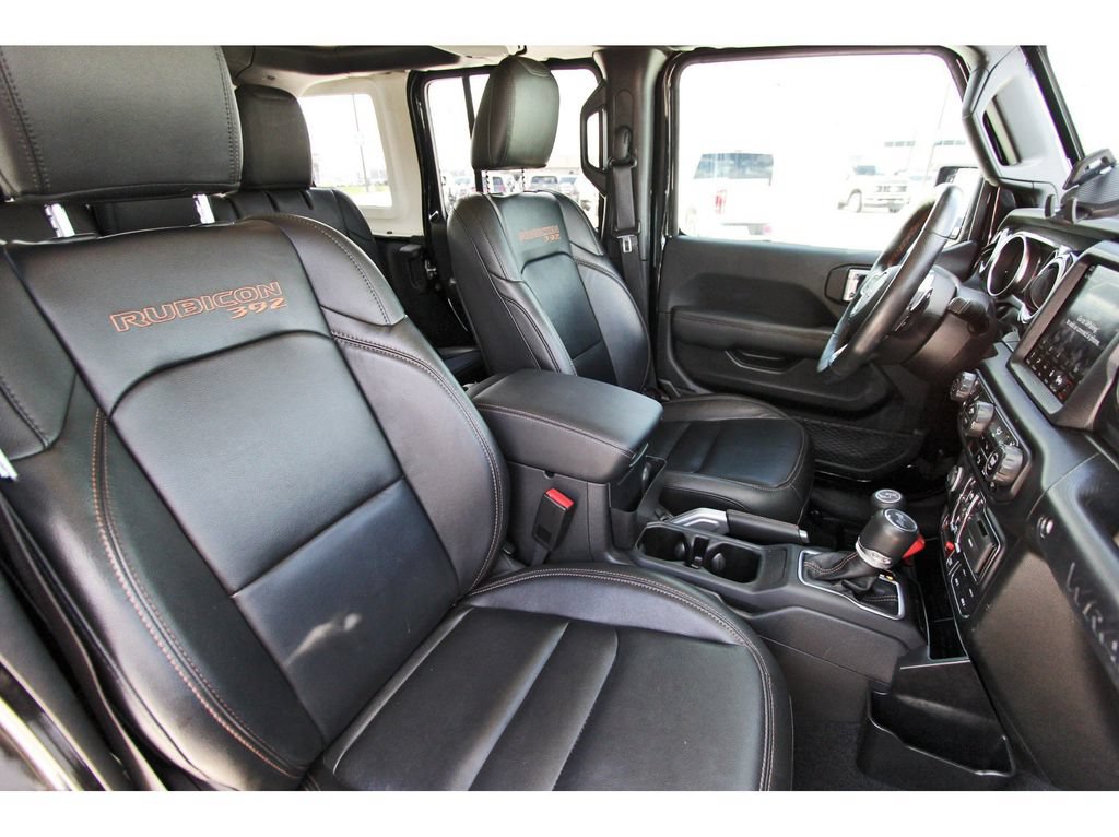 Used 2022 Jeep Wrangler Unlimited Rubicon w/ Xtreme Recon 35" Tire Package AWD/4WD image 29