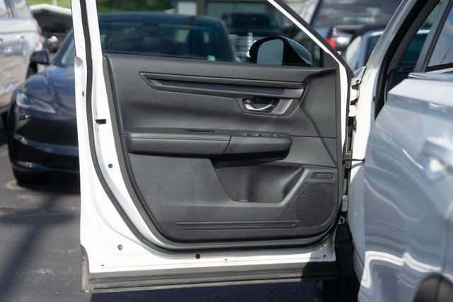 Used 2024 Honda CR-V LX image 30