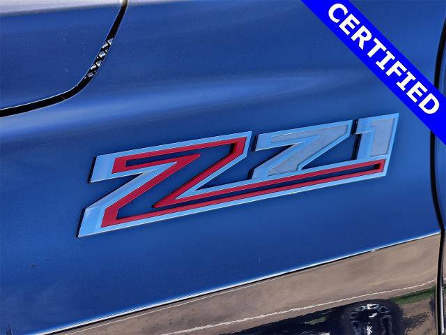 Used 2023 Chevrolet Suburban Z71 w/ Luxury Package image 11