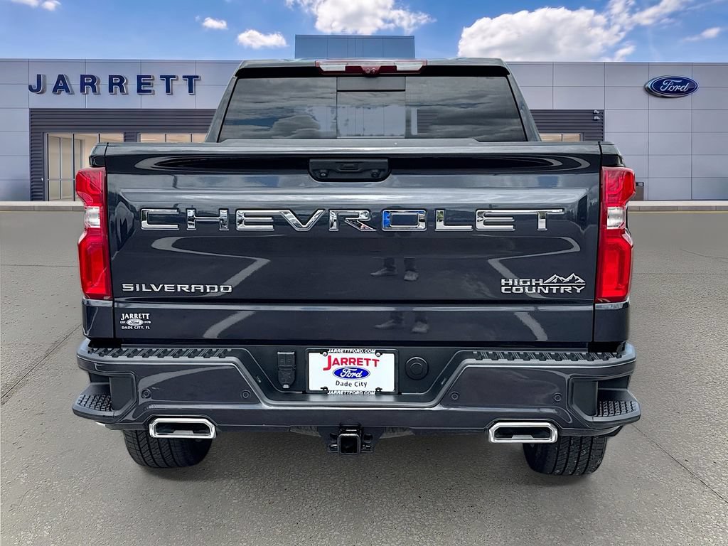 Used 2023 Chevrolet Silverado 1500 High Country w/ Technology Package AWD/4WD image 6