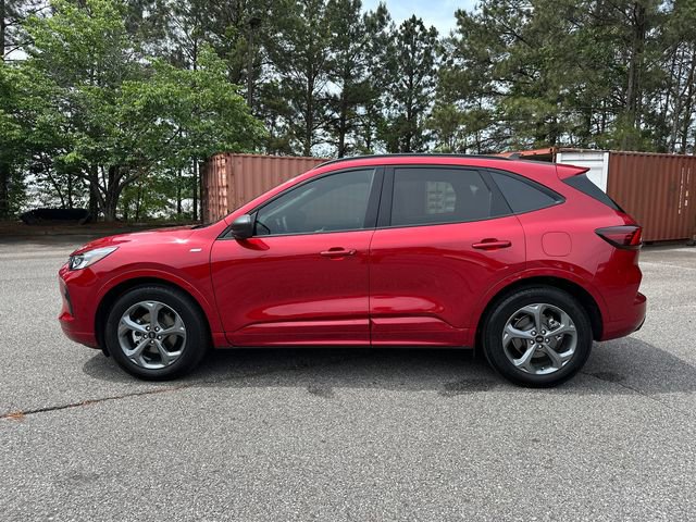Certified 2024 Ford Escape ST-Line w/ Tech Pack #1 FWD image 4
