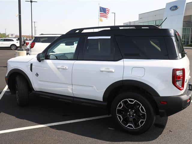 Certified 2025 Ford Bronco Sport Outer Banks w/ Outer Banks Tech Package+ AWD/4WD image 14