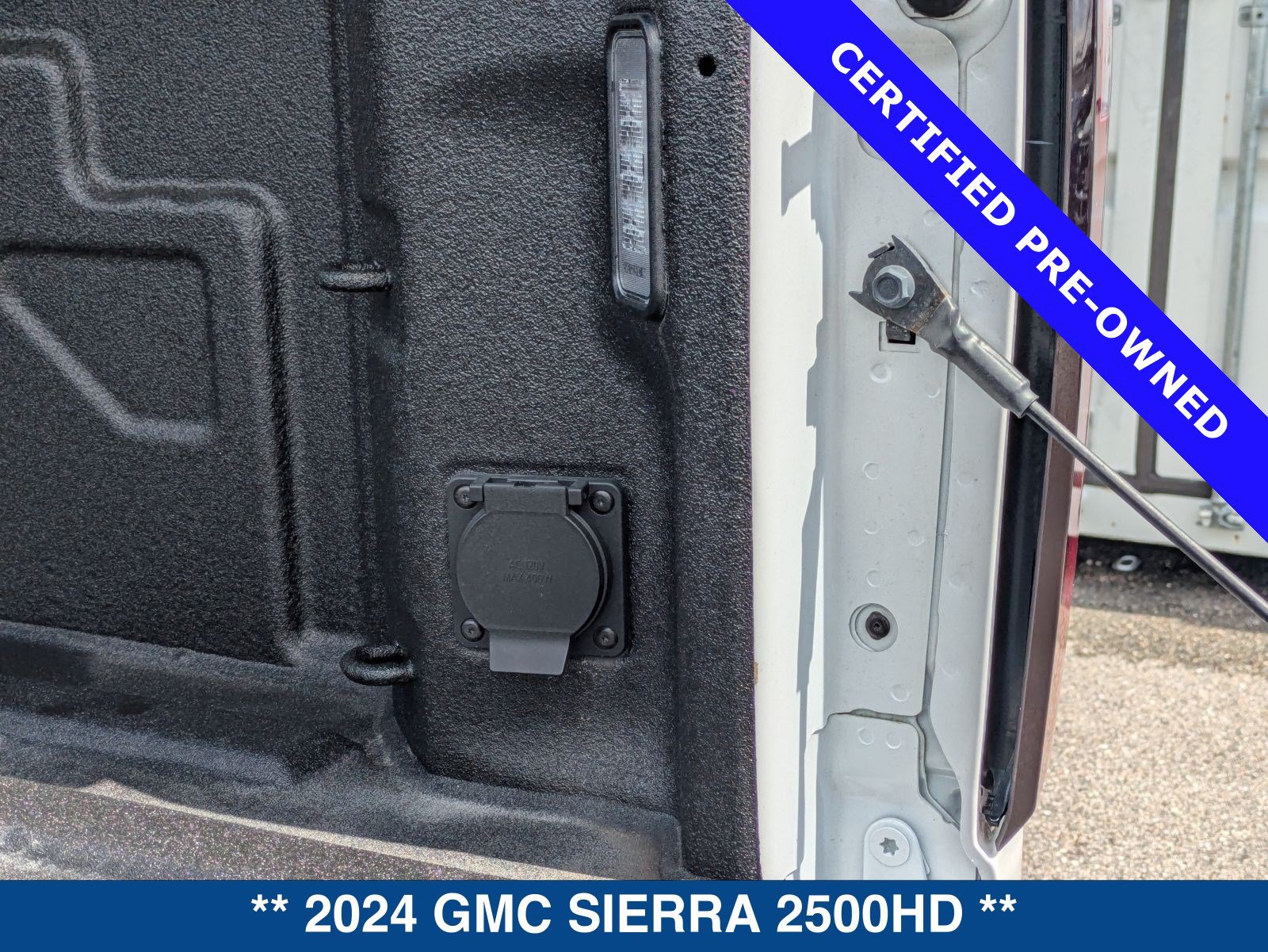 Used 2024 GMC Sierra 2500 Denali Ultimate AWD/4WD image 19