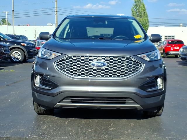Certified 2023 Ford Edge SEL w/ Convenience Package AWD/4WD image 2