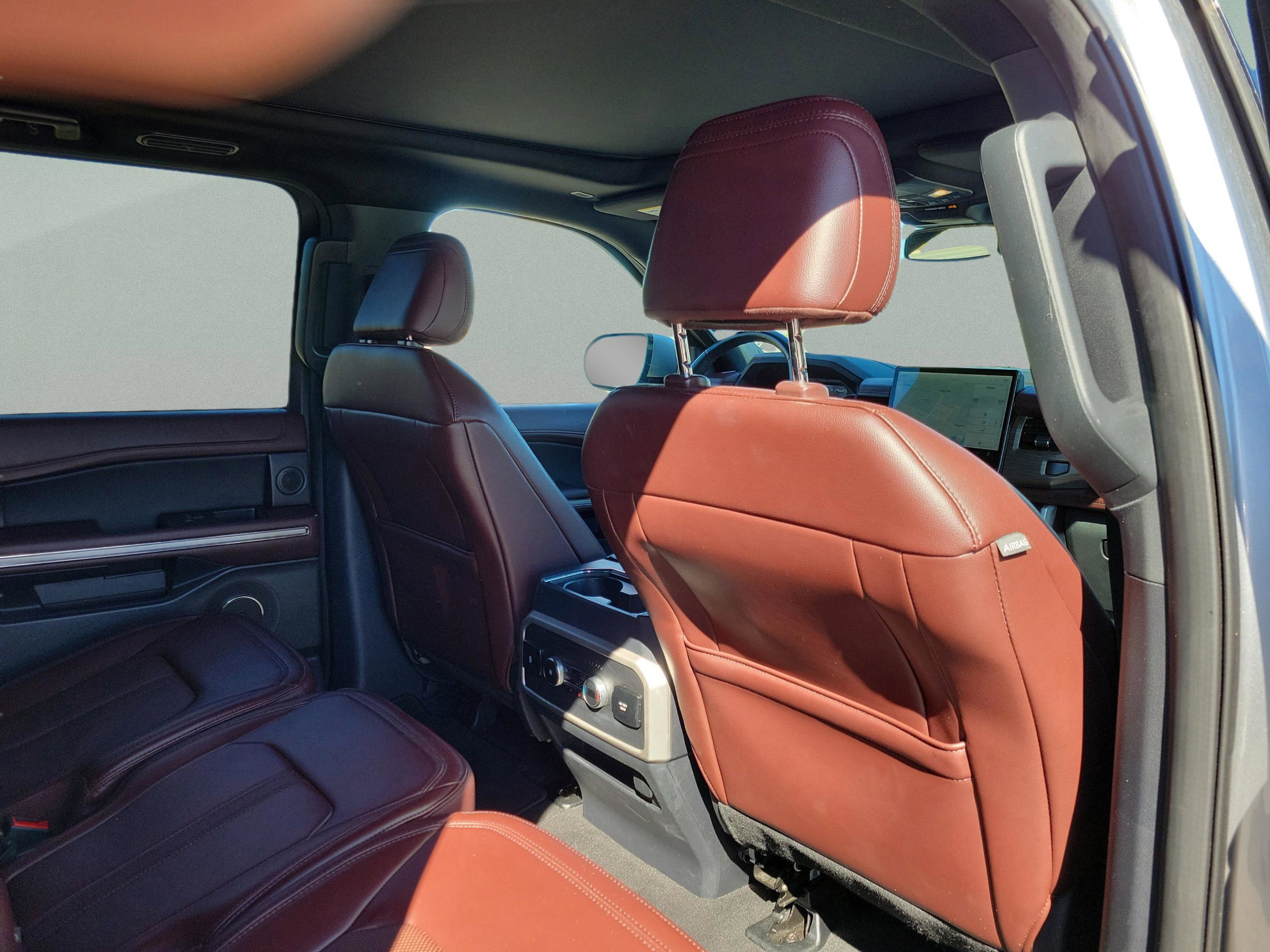 Certified 2024 Ford Expedition Limited image 22