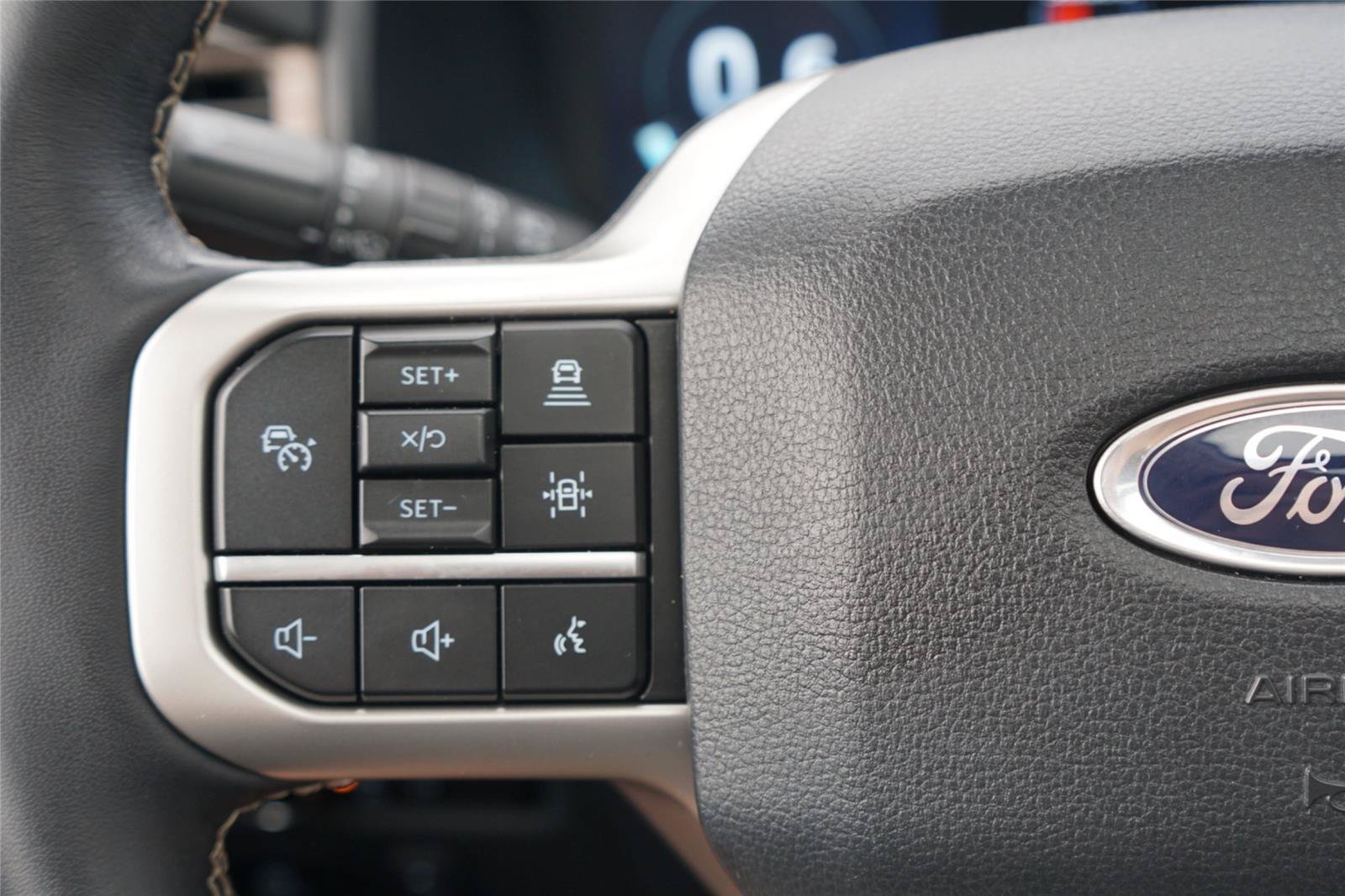 Certified 2024 Ford Expedition Max Limited AWD/4WD image 18