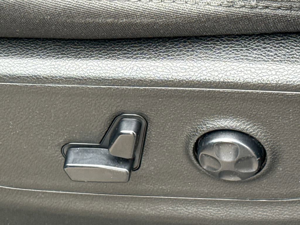 Used 2020 RAM 1500 Big Horn image 23