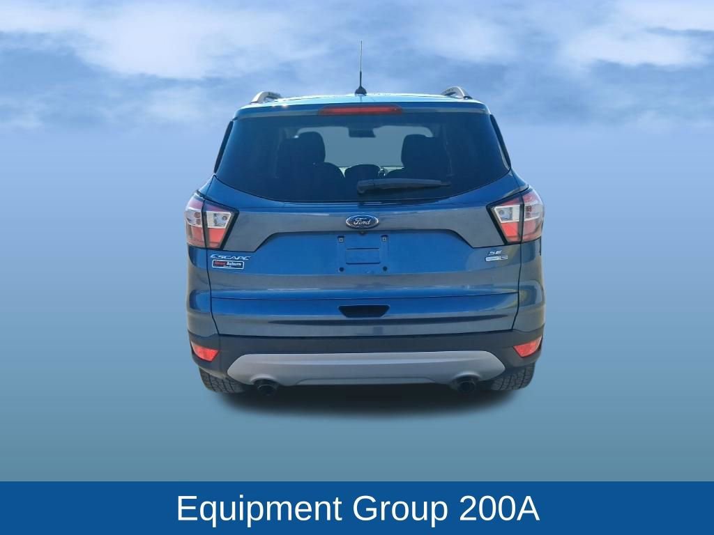 Certified 2018 Ford Escape SE image 4
