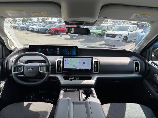 Certified 2025 Ford Expedition Active AWD/4WD image 25