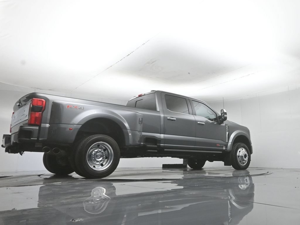 Certified 2023 Ford F450 Platinum w/ FX4 Off-Road Package AWD/4WD image 56