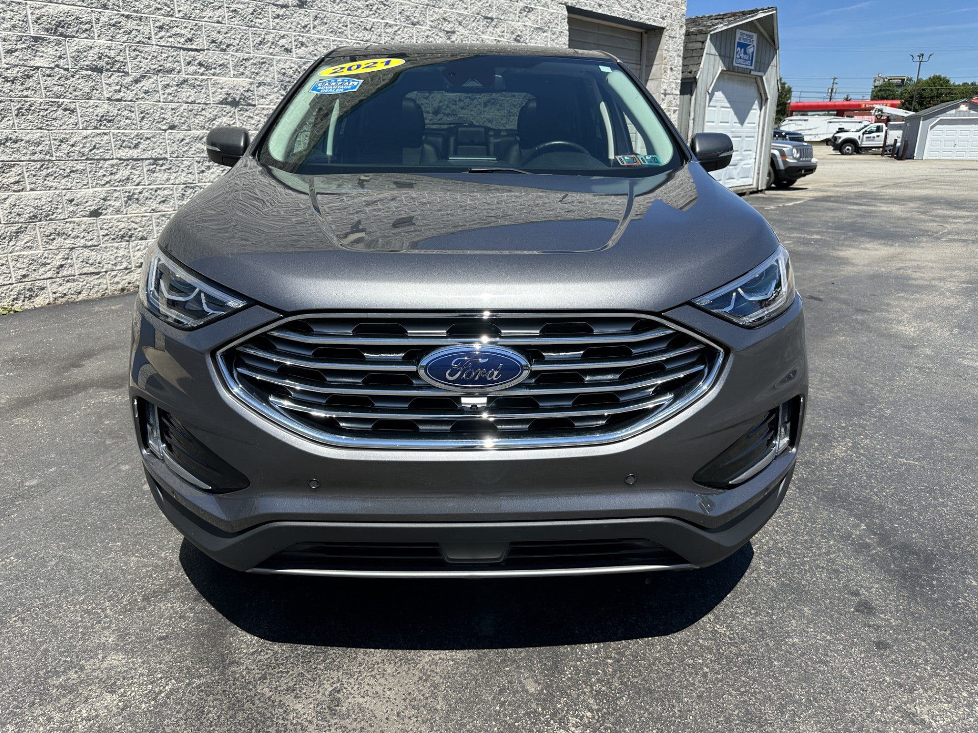 Certified 2021 Ford Edge Titanium w/ Equipment Group 301A AWD/4WD image 3