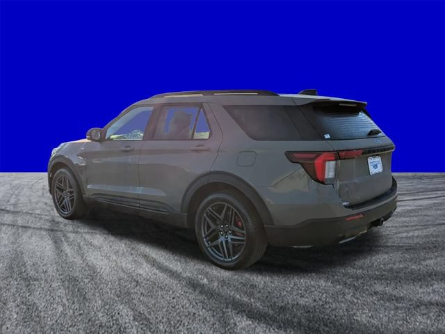 Certified 2026 Ford Explorer ST-Line w/ ST-Line Street Pack RWD image 6