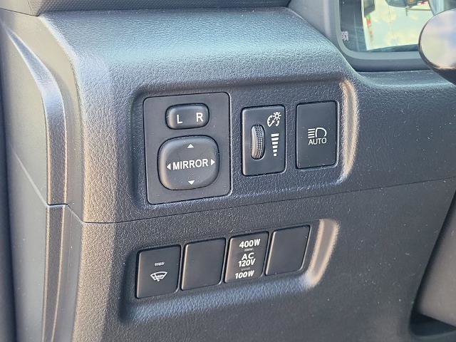 Used 2021 Toyota 4Runner Nightshade image 26