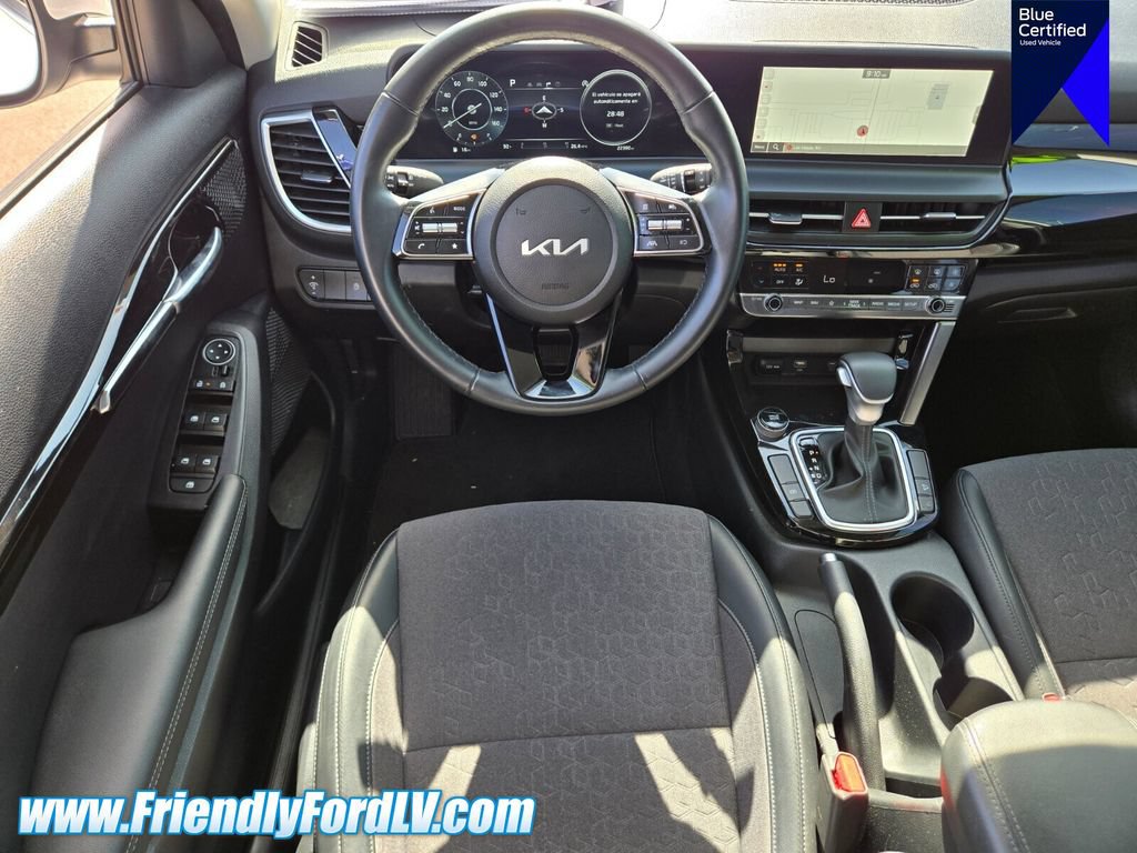 Used 2024 Kia Seltos S FWD image 11