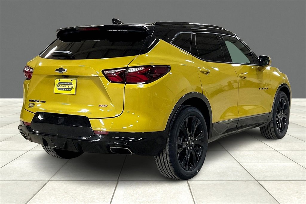 Used 2022 Chevrolet Blazer RS w/ Enhanced Convenience Package image 4