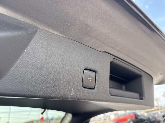 Certified 2024 Ford Escape Platinum image 9